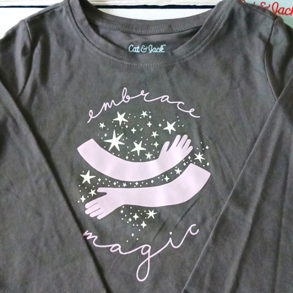 NWT Girl's Graphic Cat & Jack T-Shirt
